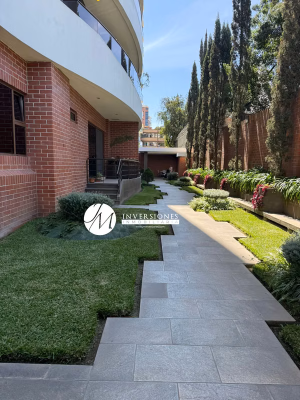 Exclusive apartment for sale in Zona 14