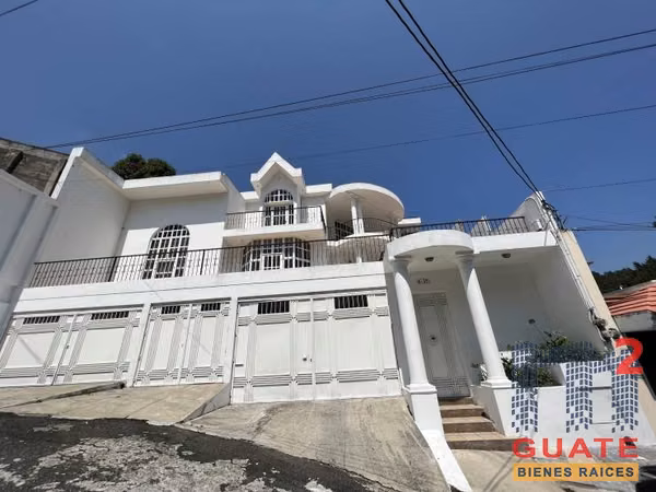 Sell House in Condominium in Zone 16