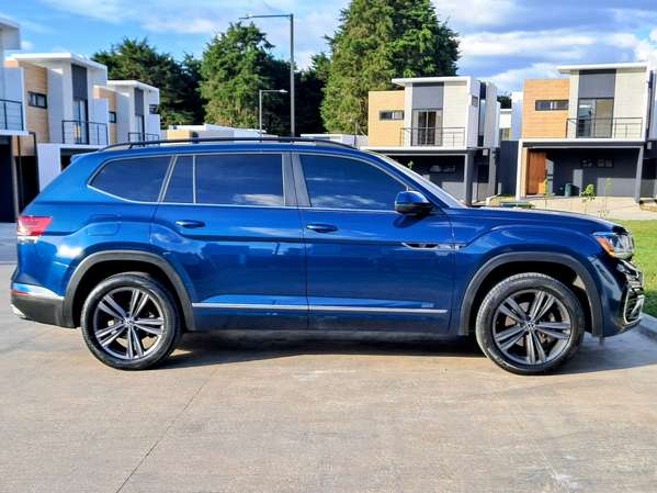 2021 VOLKSWAGEN ATLAS R-LINE V6 AWD 3.6L GASOLINA 276HP TORQUE 361 NM