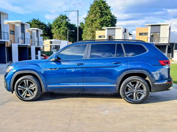 2021 VOLKSWAGEN ATLAS R-LINE V6 AWD 3.6L GASOLINA 276HP TORQUE 361 NM