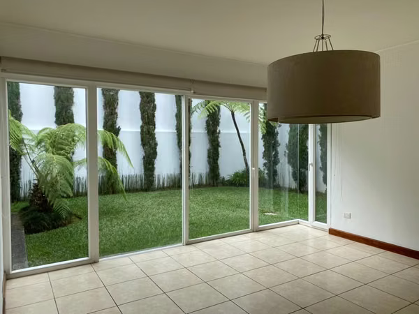 Zona 16 CAMPOS DE SAN ISIDRO  CASA EN VENTA