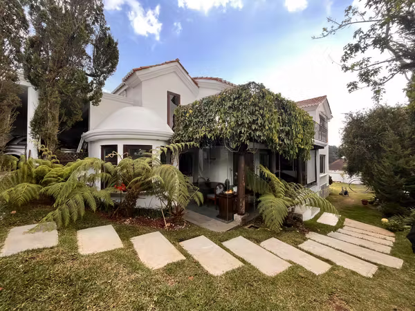 Elegant House for Sale CAES