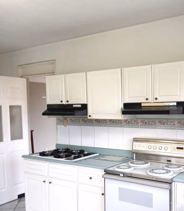 CASA EN VENTA EN SAN VICENTE - SANTA CATARINA PINULA.