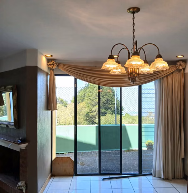 CASA EN VENTA EN SAN VICENTE - SANTA CATARINA PINULA.