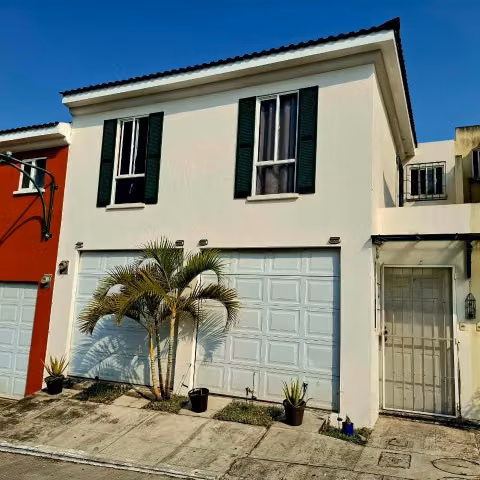 Casa en Venta Jardines de Verona Villa Nueva