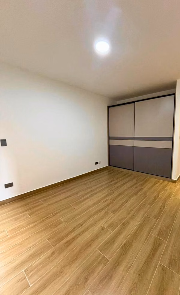 Zona 15 VISTA HERMOSA 2 Edificio SAMA Apartamento en alquiler