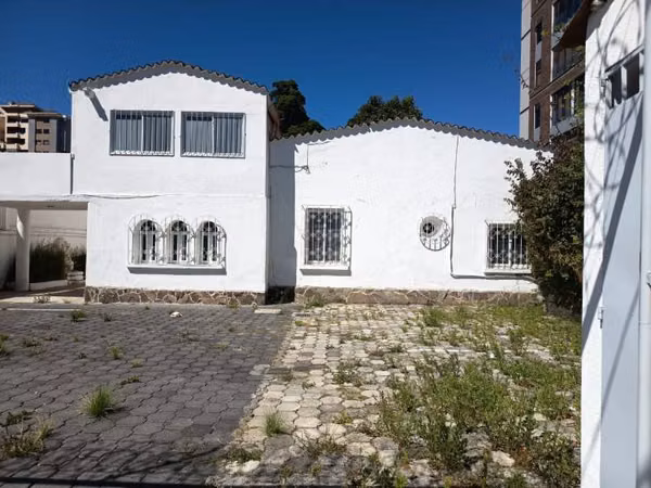 Casa fuera de condominio en Renta, Zona 10 (R10207)
