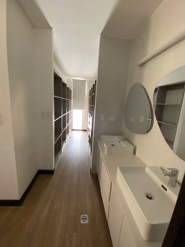 Zona 14 Apartamento AMUEBLADO Edif. UNIO