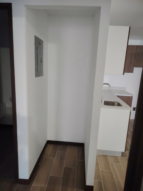 Alquiler de apartamento en zona 12.  Cercano a la Unive