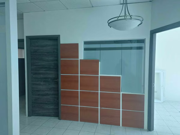 PRAIRIE AREA OFFICE FOR RENT ZONE 10
