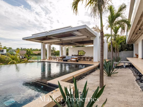 Casa de playa en venta en Juan Gaviota Marina del Sur 1,200 m² construcción