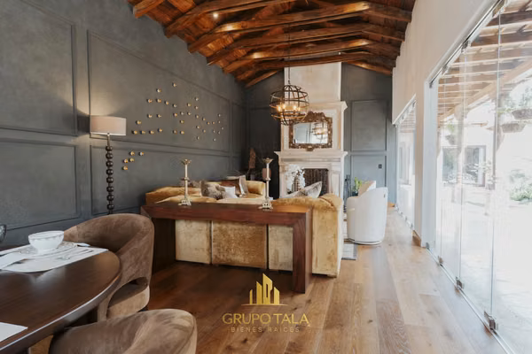 Premium House of 1 Level - 124; Entrance to Antigua Guatemala