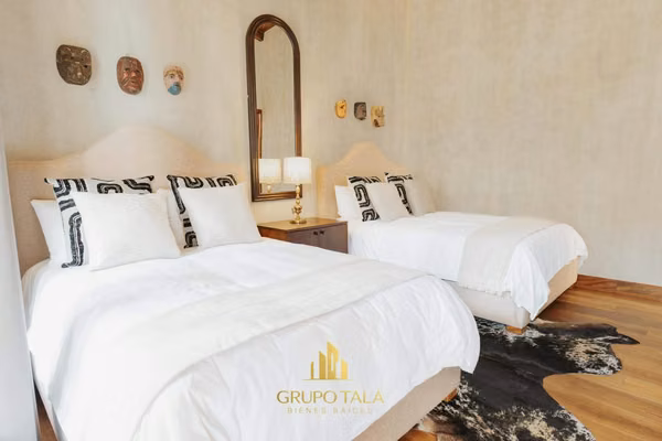 Premium House of 1 Level - 124; Entrance to Antigua Guatemala