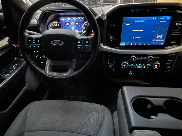 Ford F-150 4X4 LINEA NUEVA MODELO 2021
