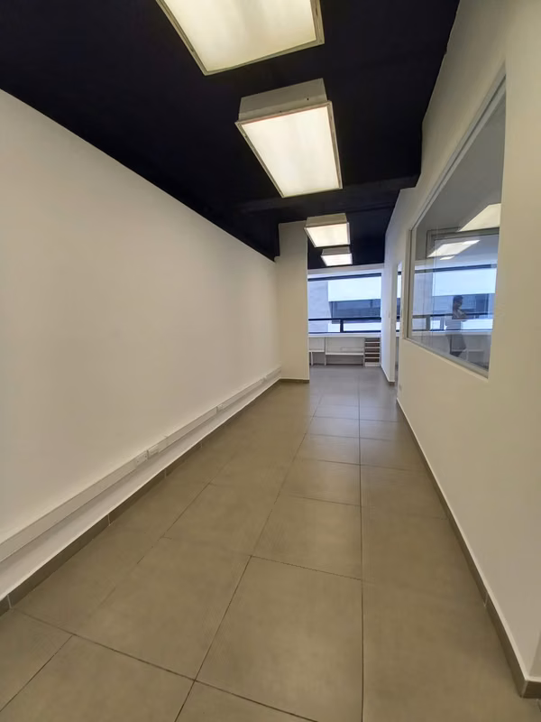 OFFICE FOR RENT IN ZONE 10 BUSINESS CENTER BUILDING