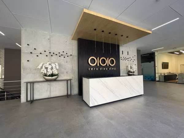 OFICINA EN EDIFICIO 01010 EN ALQUILER