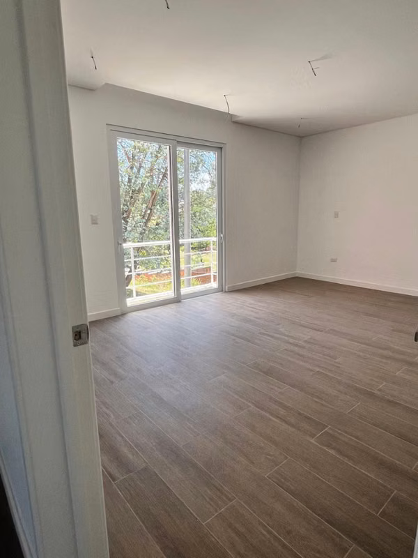 EXCLUSIVA CASA EN VENTA CONDOMINIO BUENAFUENTE