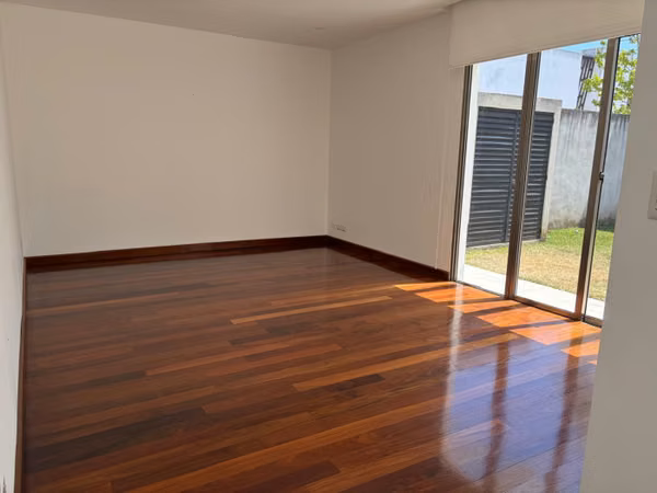 CASA EN VENTA Y ALQUILER EN SAN JOSE PINULA