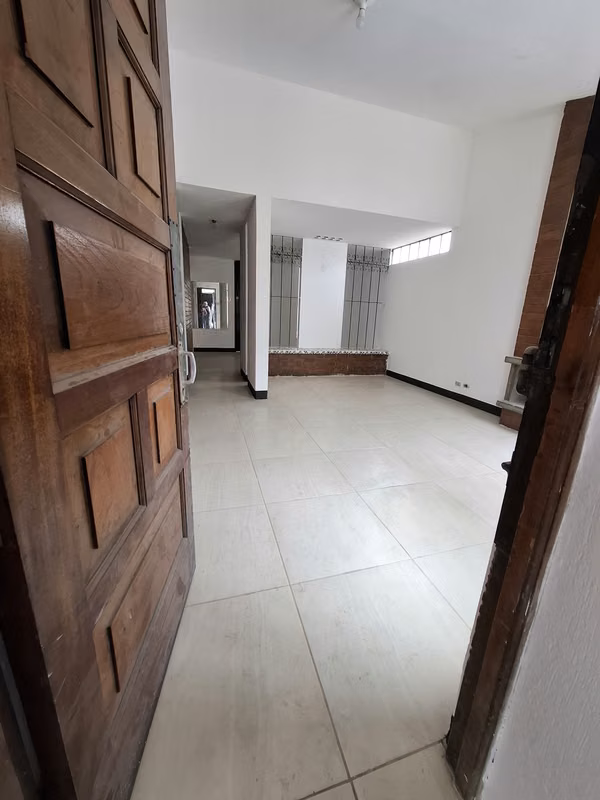 SE VENDE PROPIEDAD EN CALZ MATEO ZONA 3 DE MIXCO