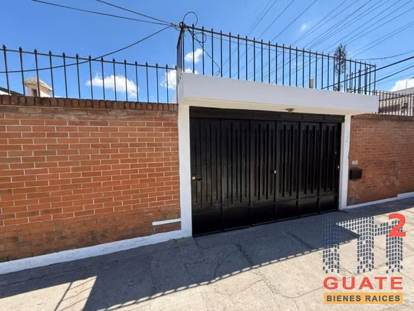 Casa fuera de condominio en Venta, Mixco (V10026)