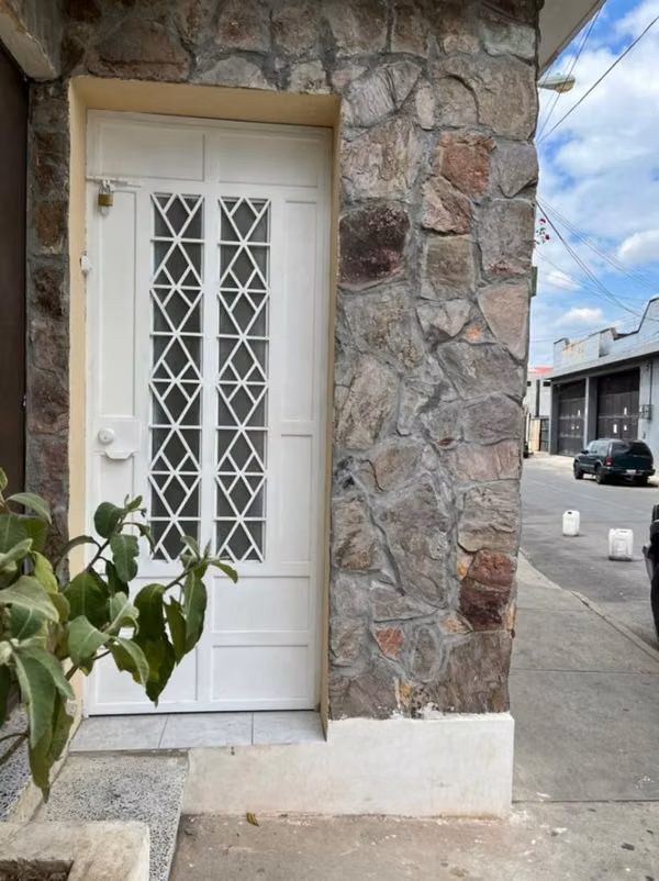 Alquilo apartamento tipo estudio
