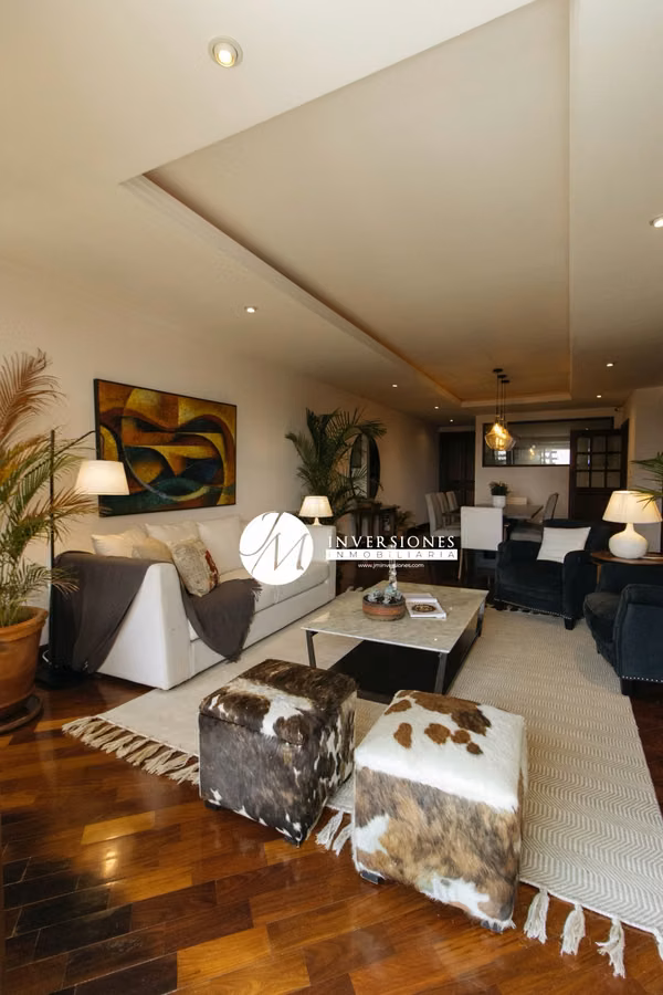 Apartamento Amueblado en Renta en Zona 10