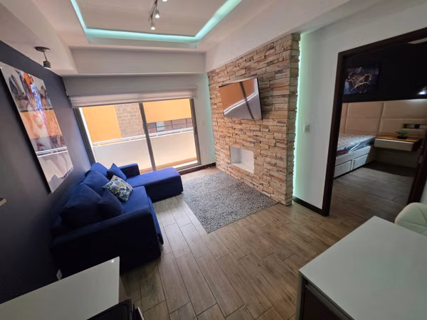 RENTO APARTAMENTO AMUEBLADO EN ZONA 10