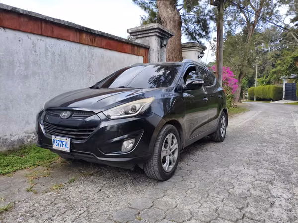 Hyundai Tucson GLS 2015 Automática Tiptronic Agencia