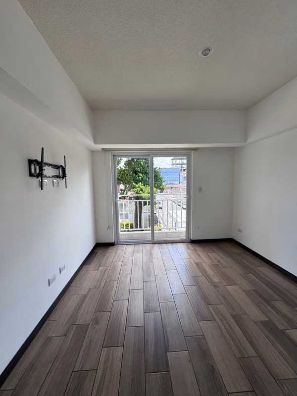 Alquilo lindo apartamento zona 13 Torre Pamplona Q7, 000