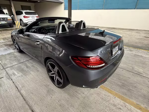 2022 Mercedes Benz SLC 300 Roadster Final Edition