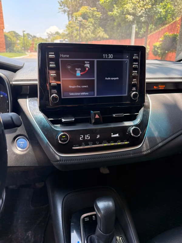 2022 Toyota Corolla Hybrid de agencia