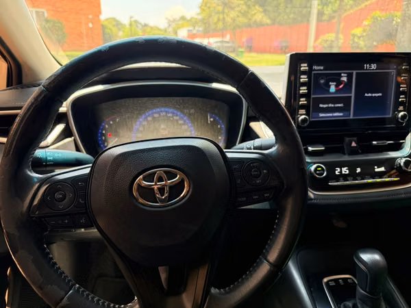 2022 Toyota Corolla Hybrid de agencia
