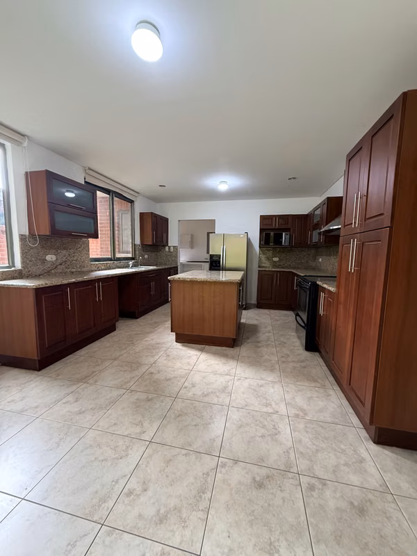 House for Rent – Villa Serena, Muxbal CES