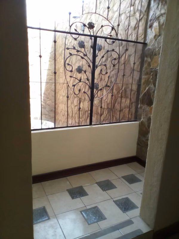 HOUSE FOR RENT IN VILLAS PALERMO, MIXCO