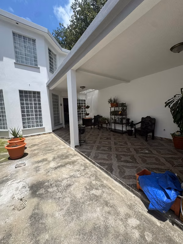 HOUSE FOR SALE, SAN CRISTOBAL SECTOR B1 AREA 8 OF MIXCO