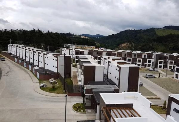 TOWNHOUSE SALE - RESIDENTIAL CLUB ALIKA