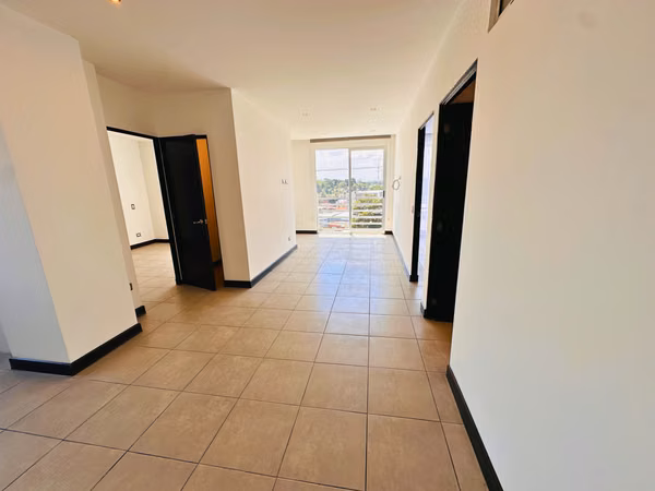APARTMENT FOR SALE, DEDICATED BUILDING 93 MTS2, 3 BEDROOMS, ROAD TO EL SALVADOR.