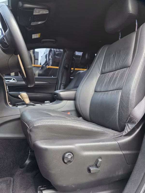 JEEP G. CHEEROKE LAREDO 4X4 2016 COLOR NEGRO
