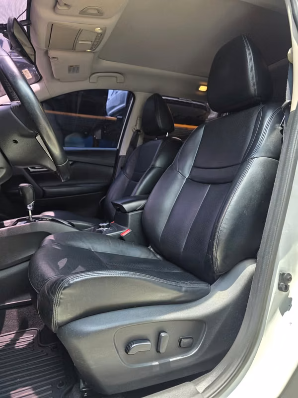 NISSAN X-TRAIL 4X4 2017 COLOR BLANCO