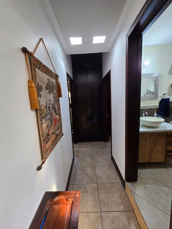 CASA EN VENTA EN LOMA VERDE - FRAIJANES