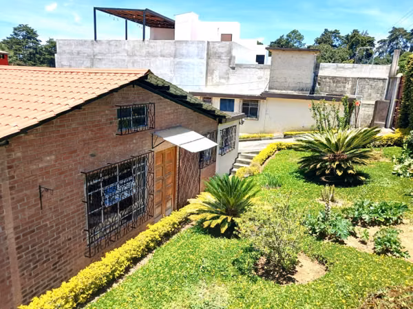 CASA EN VENTA EN LOMAS DE SAN RAFAEL - CES