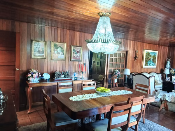 CASA EN VENTA EN LOMAS DE SAN RAFAEL - CES