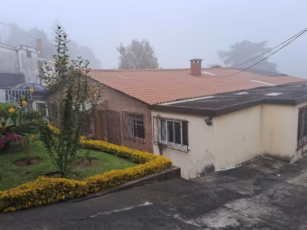 CASA EN VENTA EN LOMAS DE SAN RAFAEL - CES