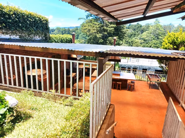 CASA EN VENTA EN LOMAS DE SAN RAFAEL - CES