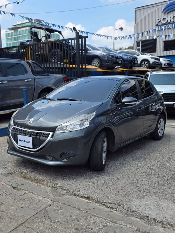 PEUGEOT 208 2014 COLOR GRIS SHARK