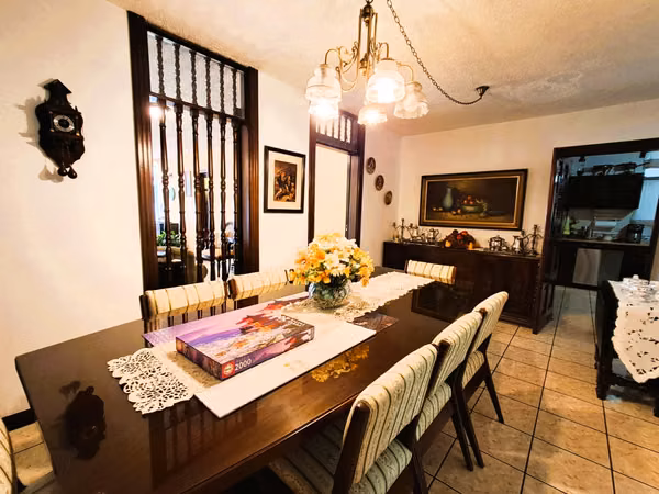 Sell house in area 16 Colonia Lourdes 5 Rooms $545,000
