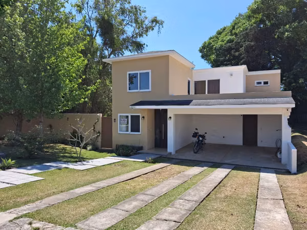 RENT HOUSE IN THE FONTANA 1 KM 25 ROAD TO EL SALVADOR