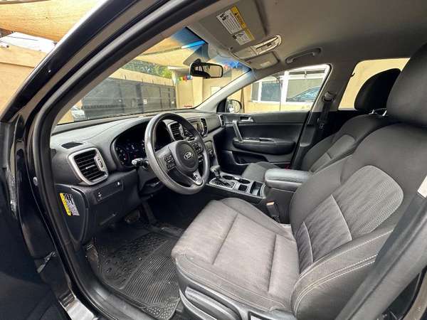 Kia Sportage LX 2017 (reciente ingreso de california)