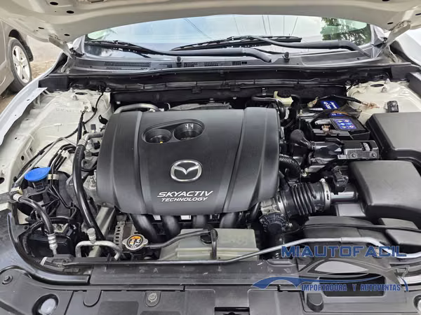 Mazda 3 Sport Hatchback 2015