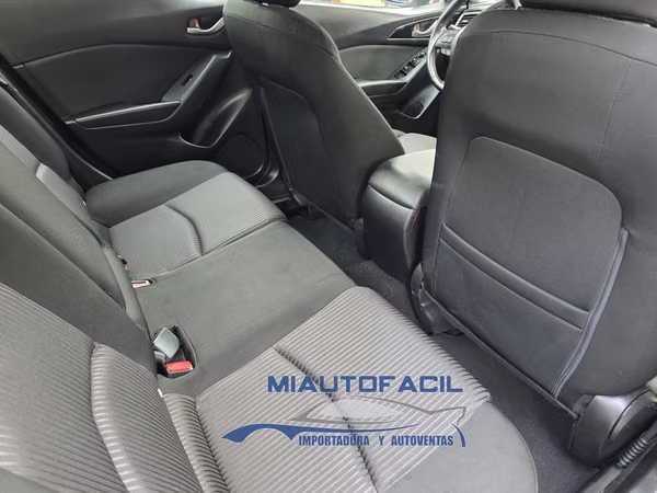 Mazda 3 Sport Hatchback 2015